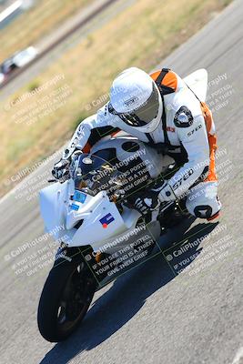 media/Oct-15-2023-TrackXperience (Sun) [[85198ff50b]]/Group 2/session 4 turn 3/